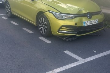 Volkswagen Golf 8 1.0 eTSI automat dobra wersja